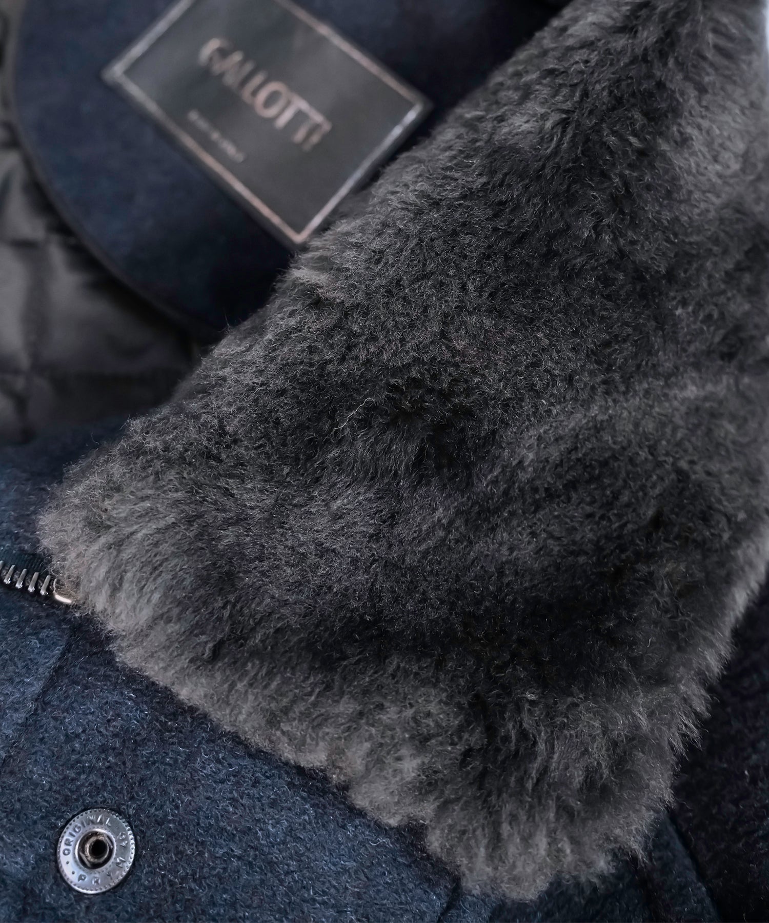 NAVY 3/4 COAT/AGNELLO