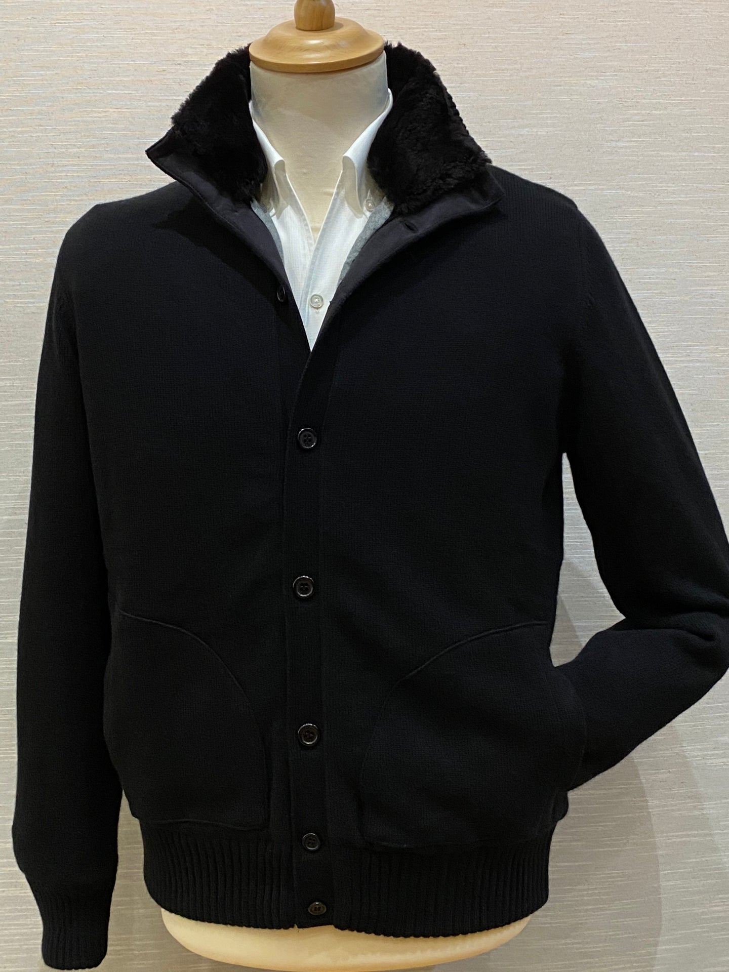 CASH/CARD FUR COLLAR BLACK 7306/COLPEIT