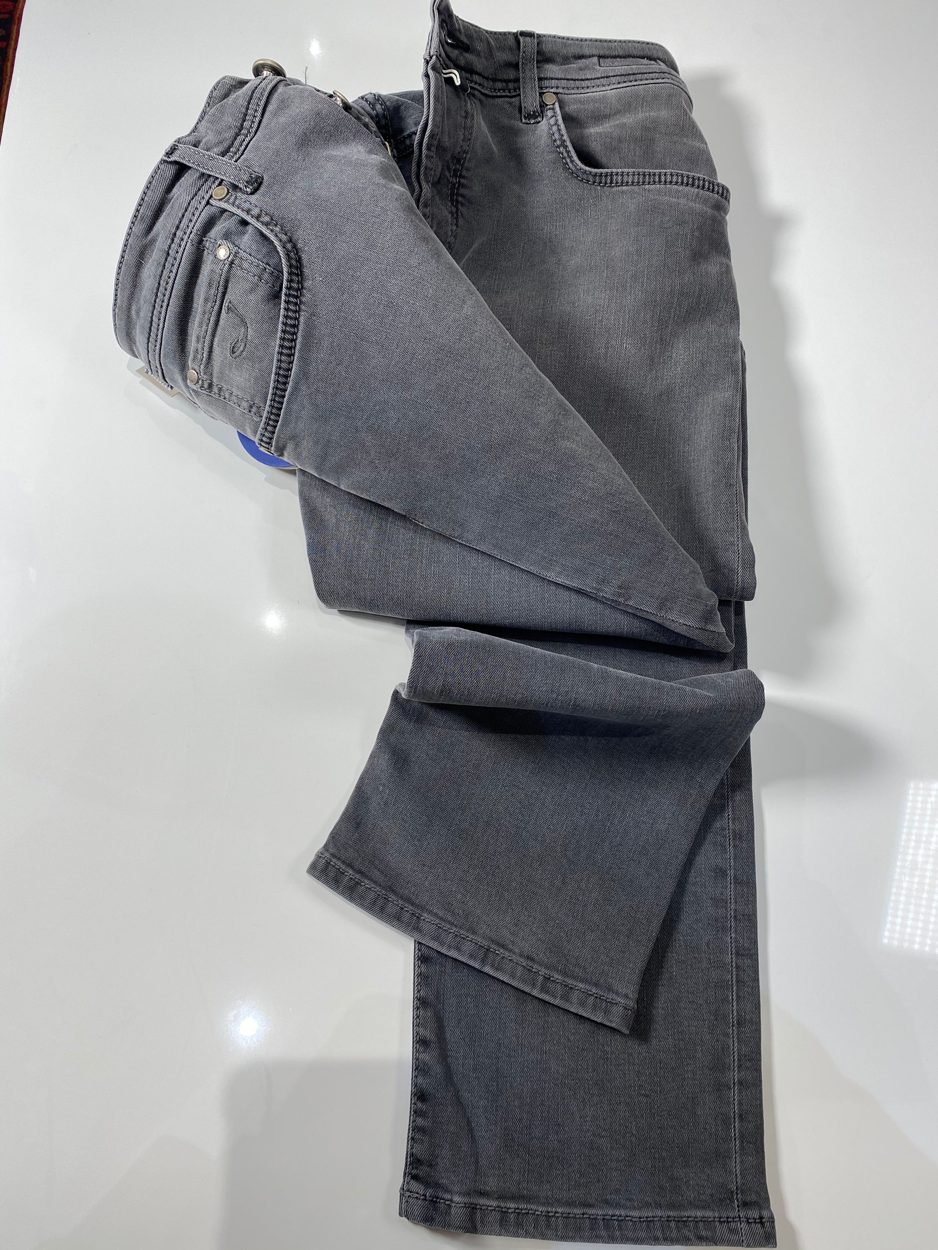 LTG.J688COMF LIGHT GREY