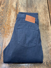 Load image into Gallery viewer, DARK BLUE JEANS PD00018/304 DARK DENIM

