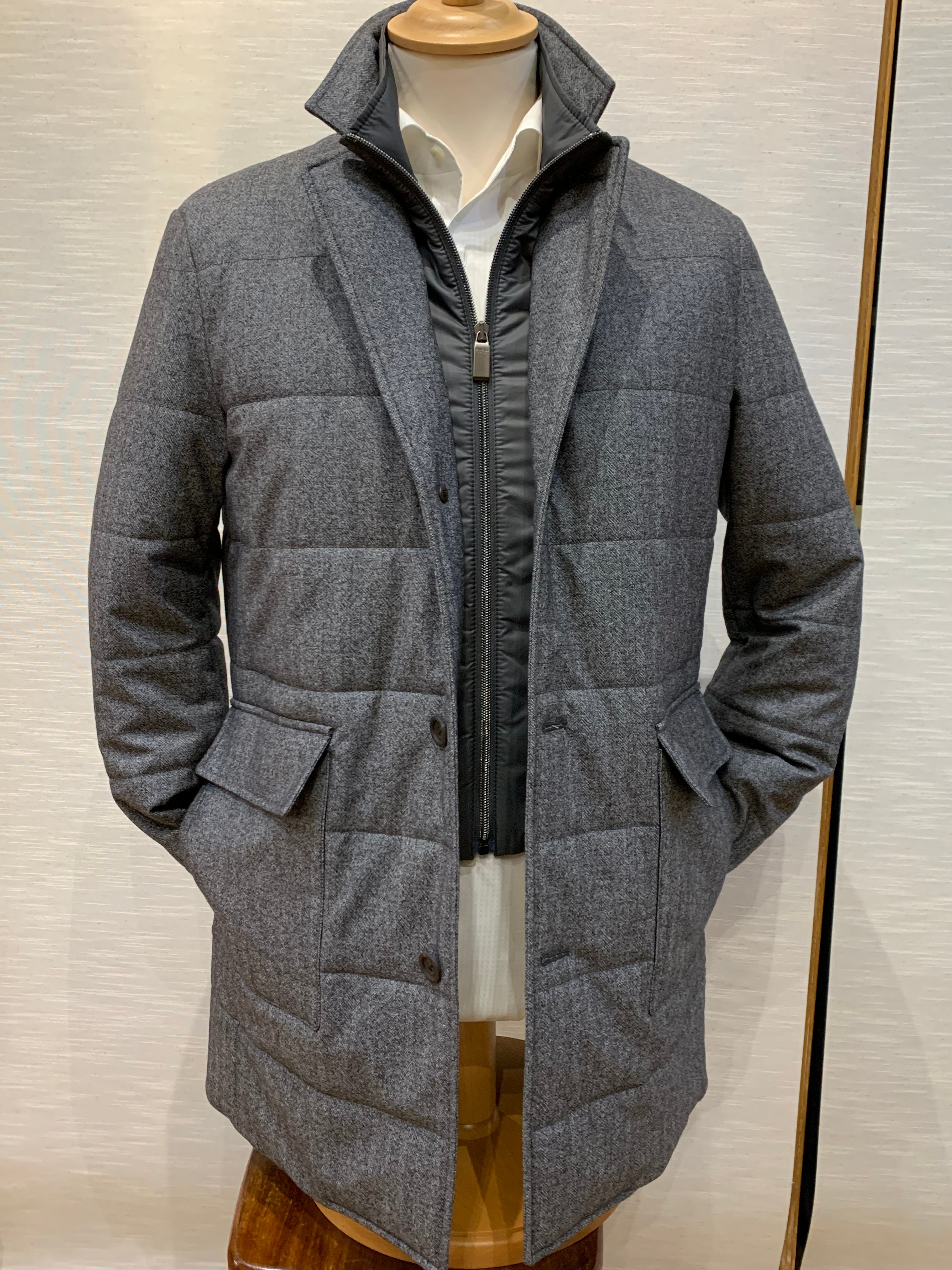 GRE.010320 GREY