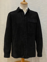 Load image into Gallery viewer, 00457SF-999 SUEDE SHIRT BLACK 222346

