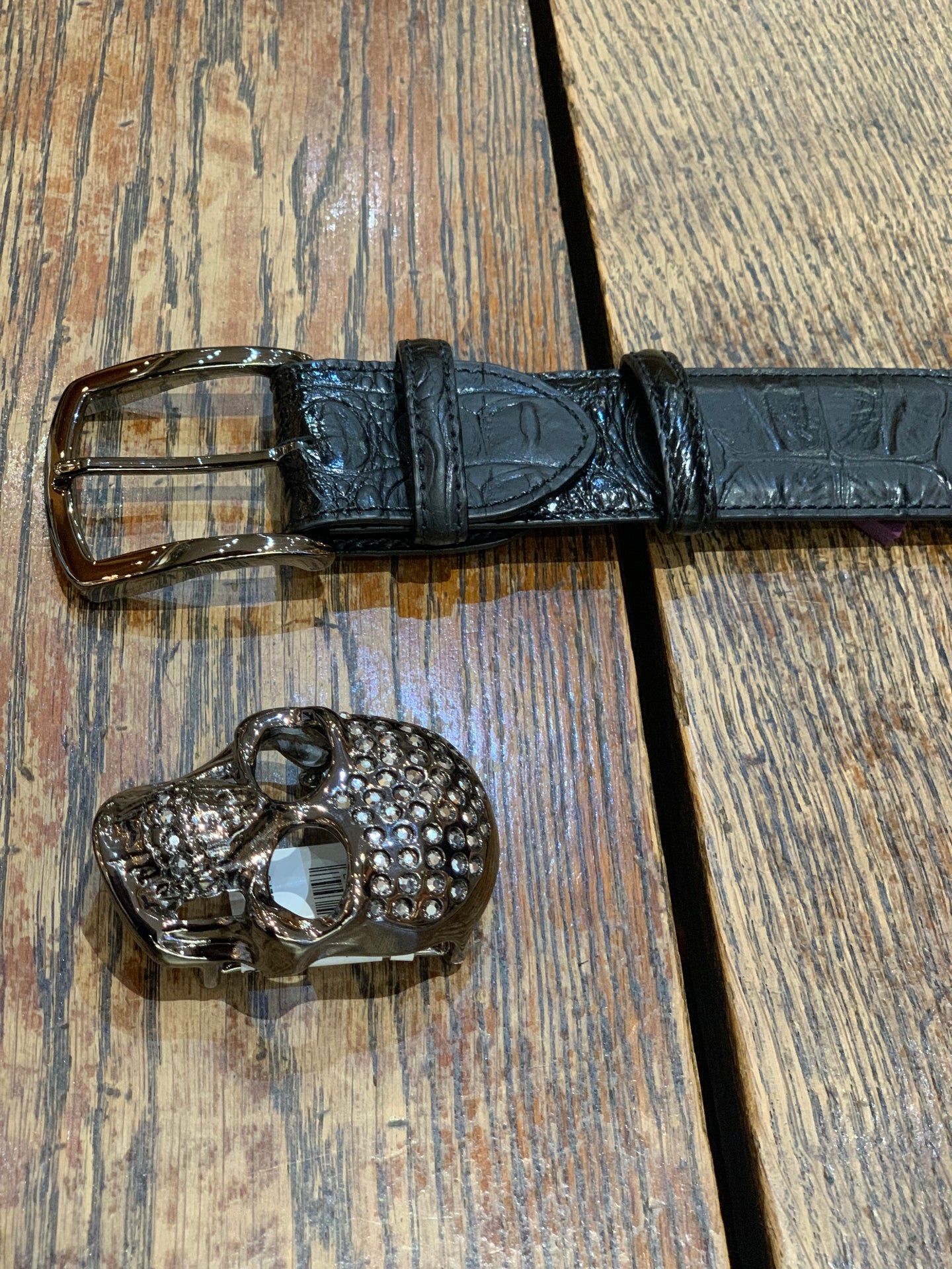 CRISTAL SKULL BUCKLE GUM METAL
